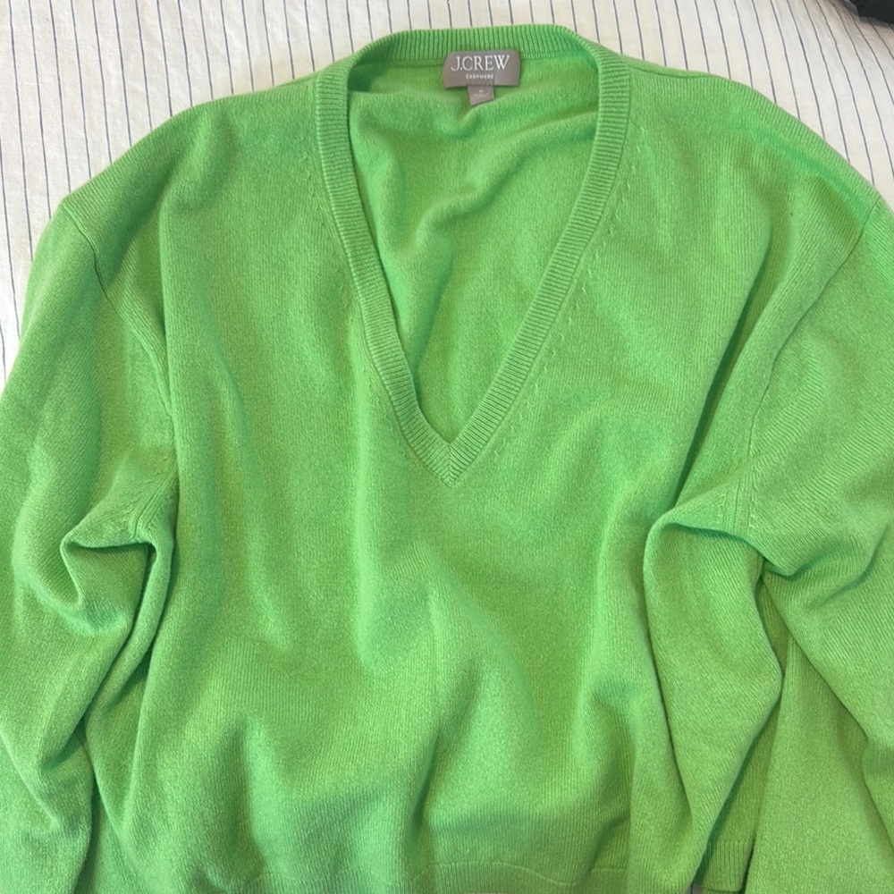 J.Crew Cashmere Vneck Cropped Green Sweater